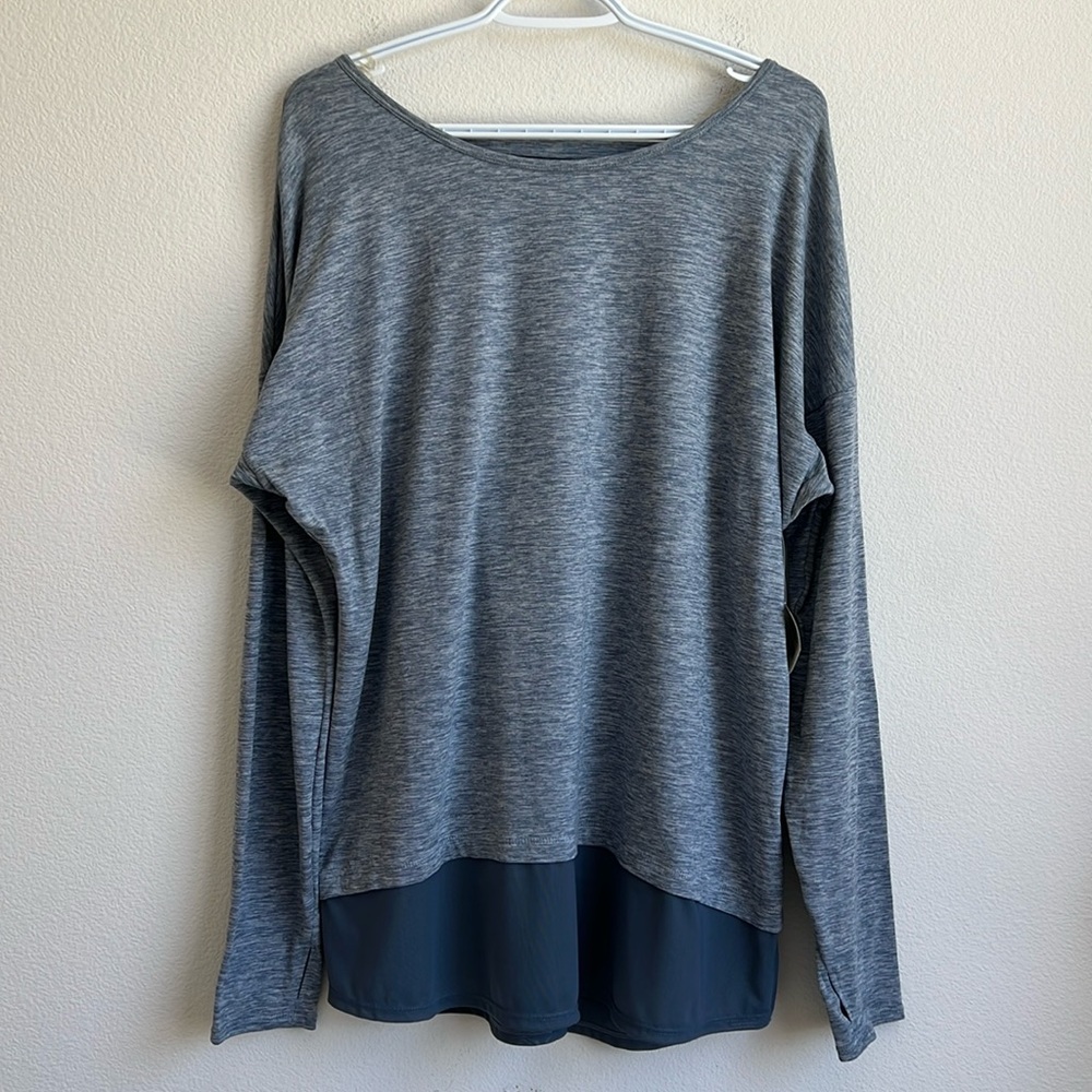 NWT Danskin Long Sleeve Tee
